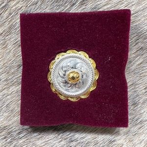 Vintage Circle Y Silver Western Collar Clip